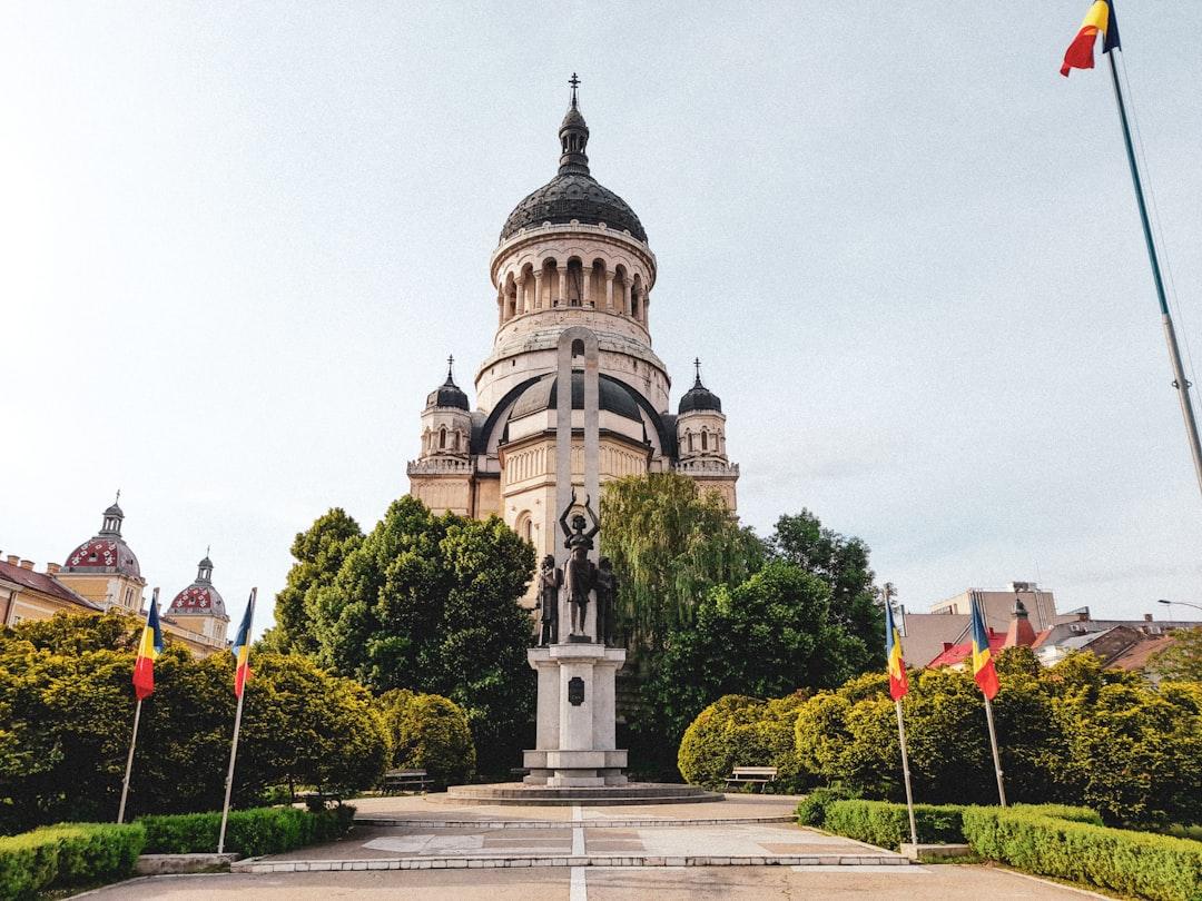 Catedrala Mitropolitană Adormirea Maicii Domnului Catedrală ortodoxă română neobizantină, construită între 1923–1933, cu capelă mare și mică.