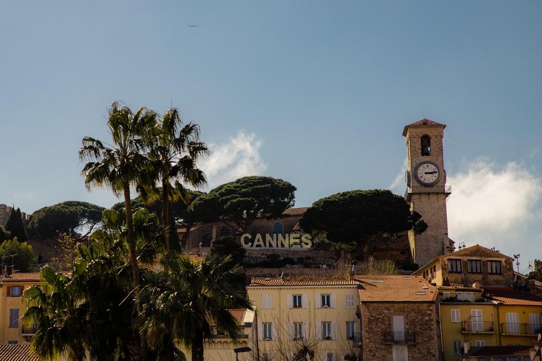 A famous tourist attraction, the Cannes sign located in Château de la Castre || 📸 : Jovan Vasiljević